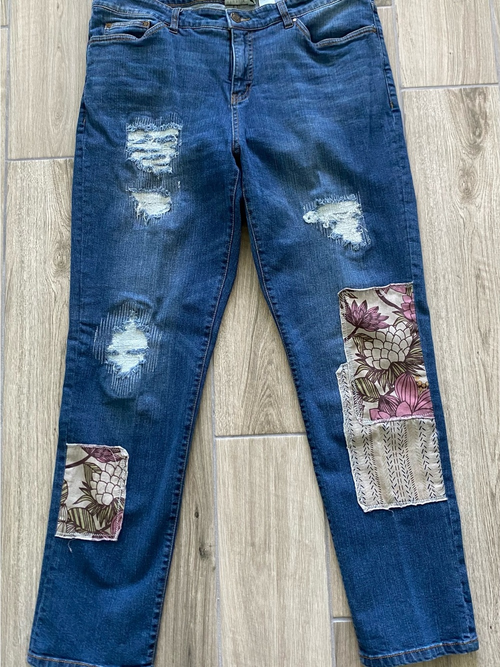 sahalie Dark Blue Distressed Jeans with Floral Patchwork